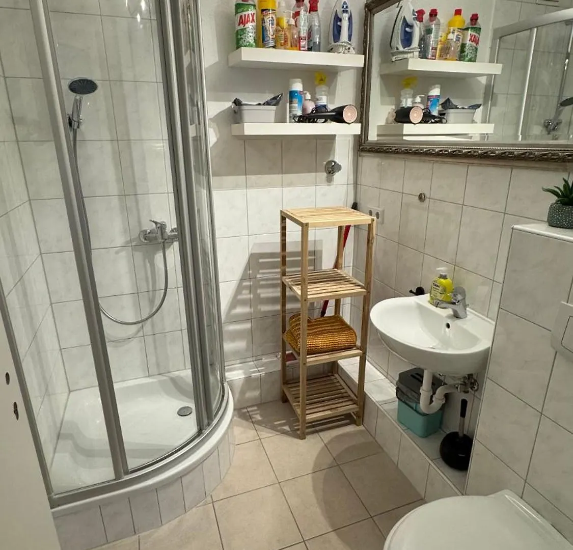 Monteur- & Messezimmer In Ratingen 0*,  Germany